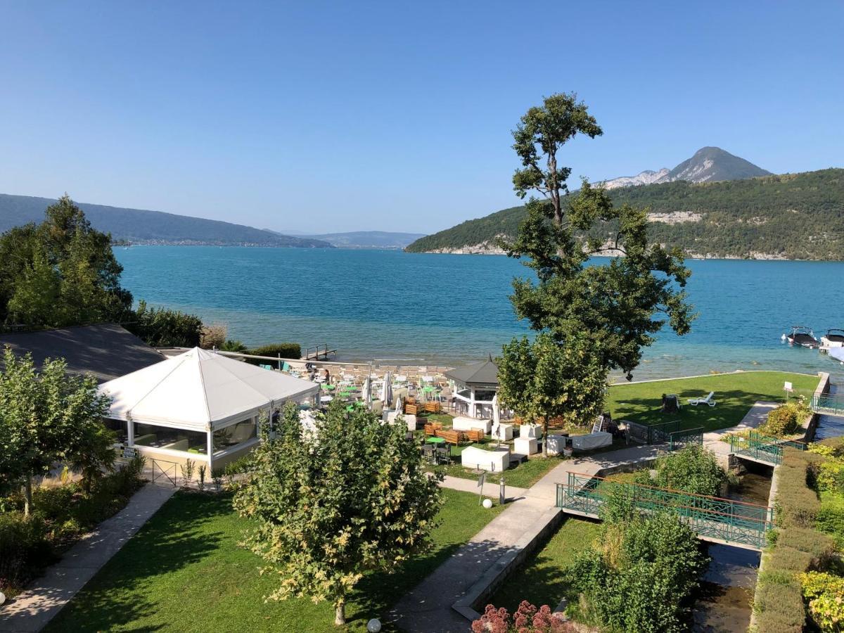 Au Bord Du Lac D'Annecy, Logement Type Loft, Dans Residence Avec Plage Et Ponton Privee Дюэн Экстерьер фото