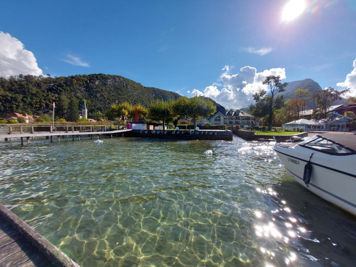Au Bord Du Lac D'Annecy, Logement Type Loft, Dans Residence Avec Plage Et Ponton Privee Дюэн Экстерьер фото